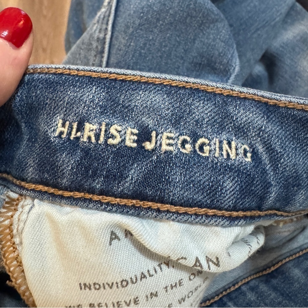 American Eagle Hi Rise Jegging Jeans 6 Regular Denim Distressed - Picture 5 of 5